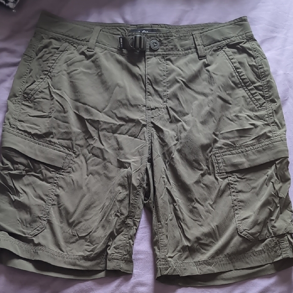Olive Green Women's Cargo Shorts - Picture 1 of 2